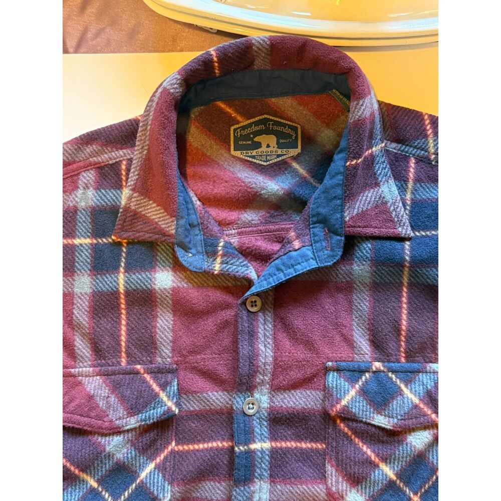 Freedom Foundry Men's Flannel Shirt Burgundy Blue Plaid Button Up Size Large